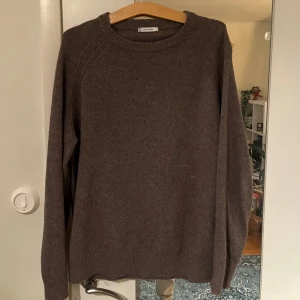 Cubus stickad - Stickad tröja från Cubus, knappt använd så inga skador. 