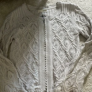 Kofta - Stickad kofta från odd Molly💕