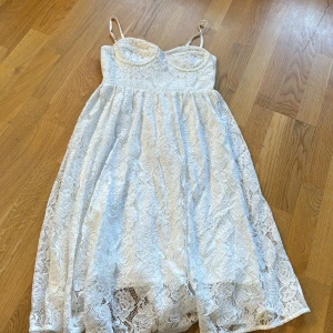 Klänning  - Använd 