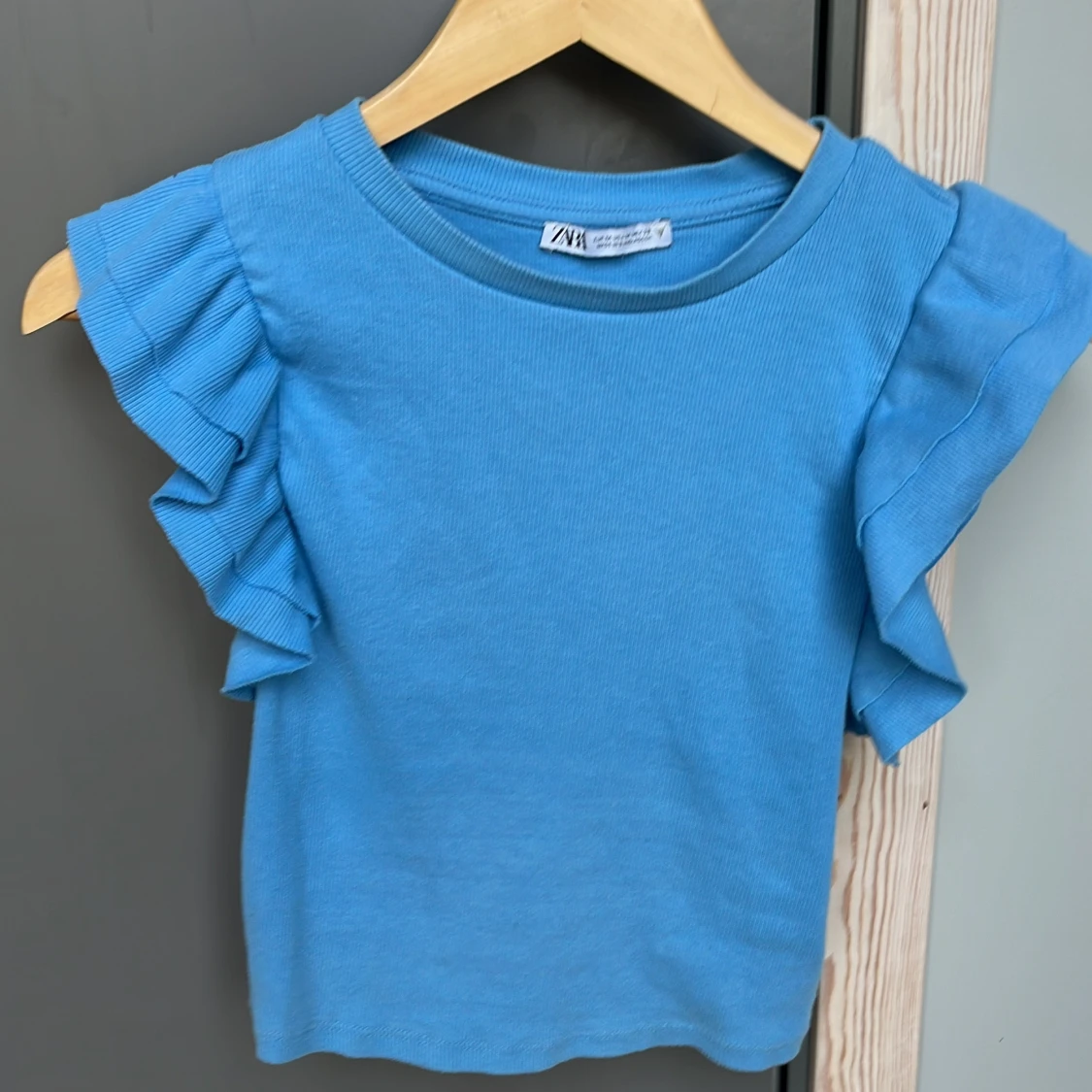 Färgglada t-shirts - 92