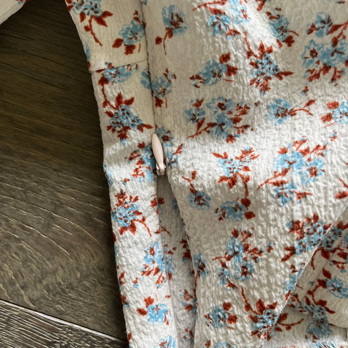 Vit blommig croppad topp / blus - 91