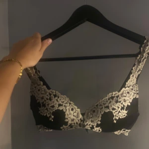 Intimissimi BH - Gioia pretty flowers bh  Storlek 75 B  