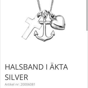 Helt nytt halsband  - Köpte detta idag men jag trivdes inte och gillade de inte på mig🤍