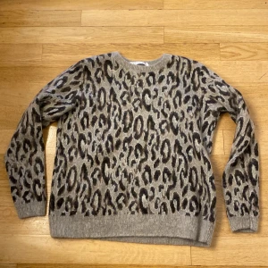 Other stories mönstrad tröja - Den är helt ny❤️