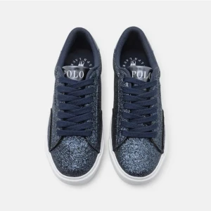 Polo skor - Tänkte kolla intresset på dessa as populära och numera slutsålda skor från Ralph lauren! Storlek 38 och använda i bara en vecka så de i nyskick! Säljer endast vid bra bud då ja e osäker på om jag vill sälja 🩷