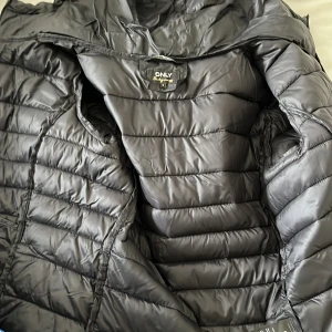 Jacka  - Jacka i från only  Ny skick aldrig använd  Storlek S 