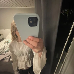 Vit jättefin blus - Unik tröja från Gina som endast är använd två ggr!❤️