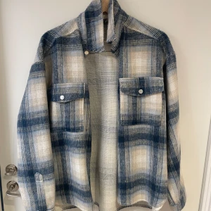 Vårjacka - Vårjacka, den är en oversized S🫶🏻