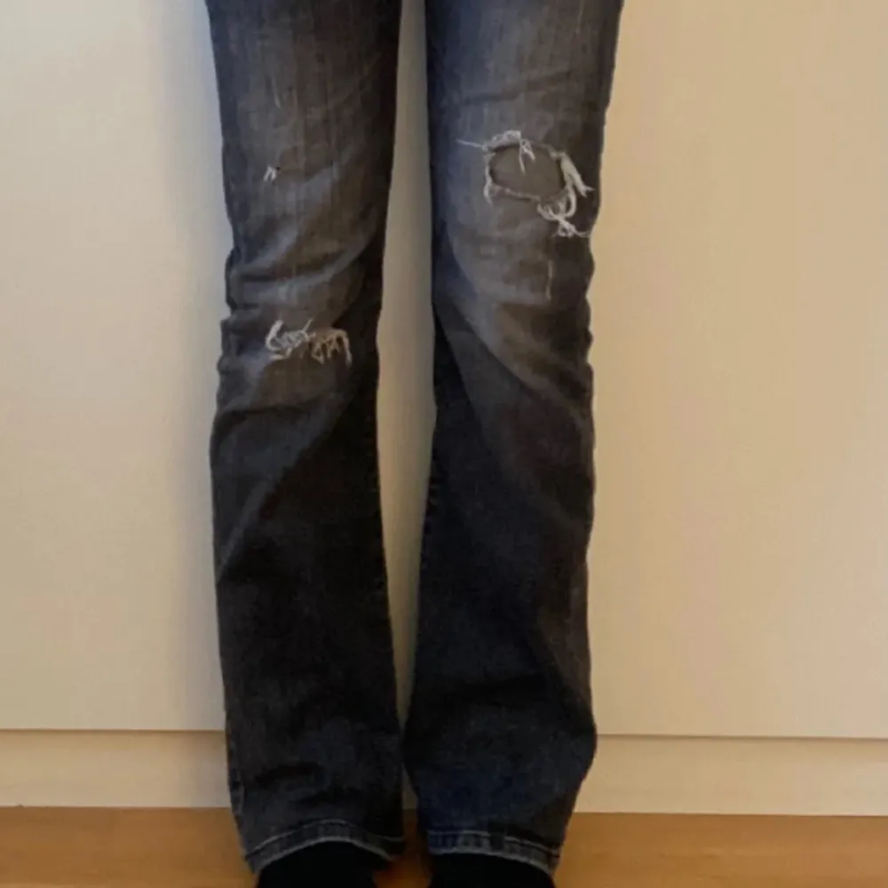 Super fina lågmidjade ltb jeans ❤️sitter bra på mig som har S❤️. Jeans & Byxor.