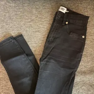 Tigha jeans från lager 157