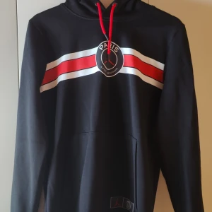 Jordan psg track suit - Knappt använd. 