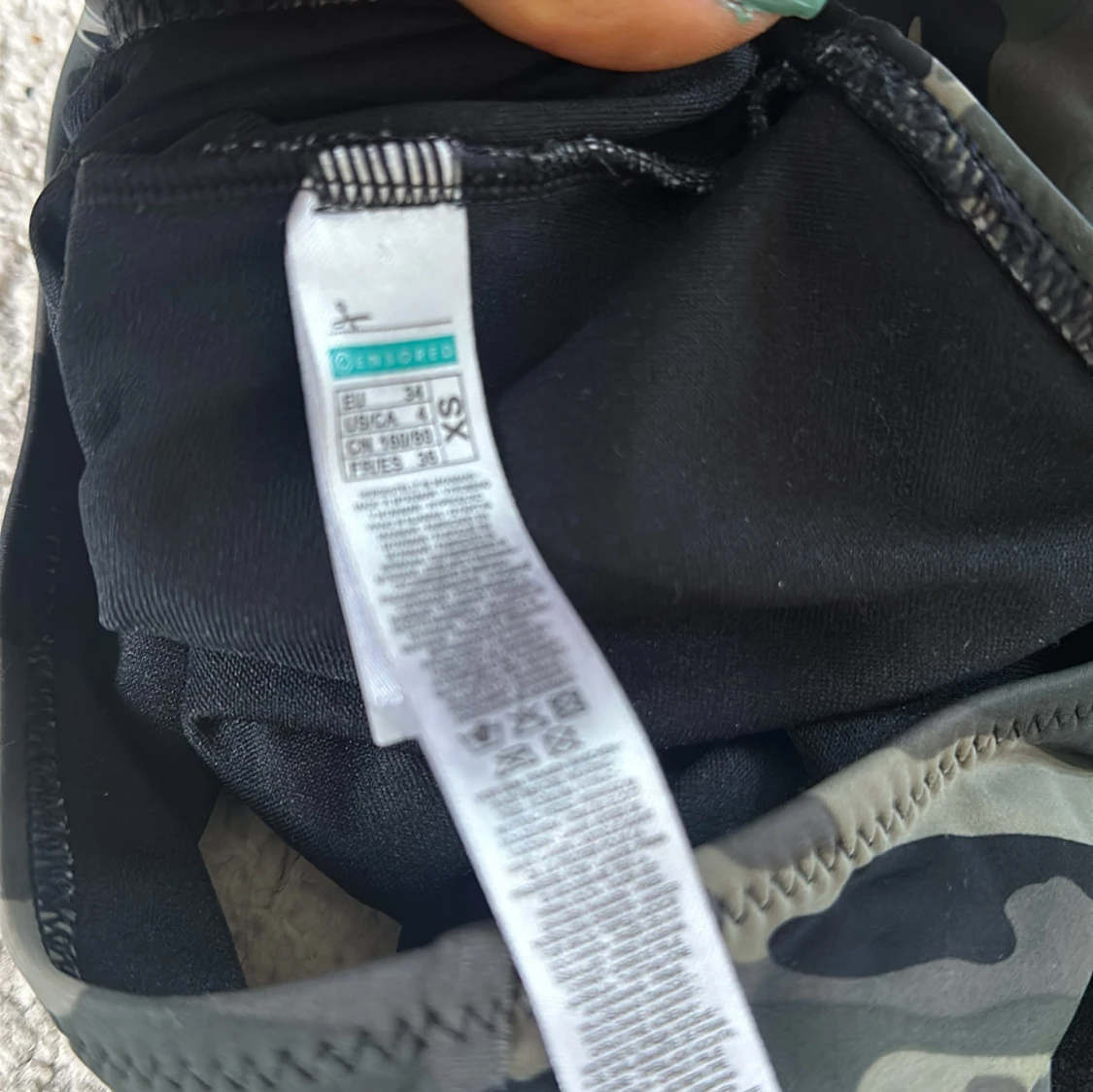 Kamouflagemönstrad baddräkt från Sunkissed - 91