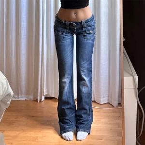 Lågmidjade jeans - Jeans från house denim❣️ Midja 38cm, innerbenslängd 86cm
