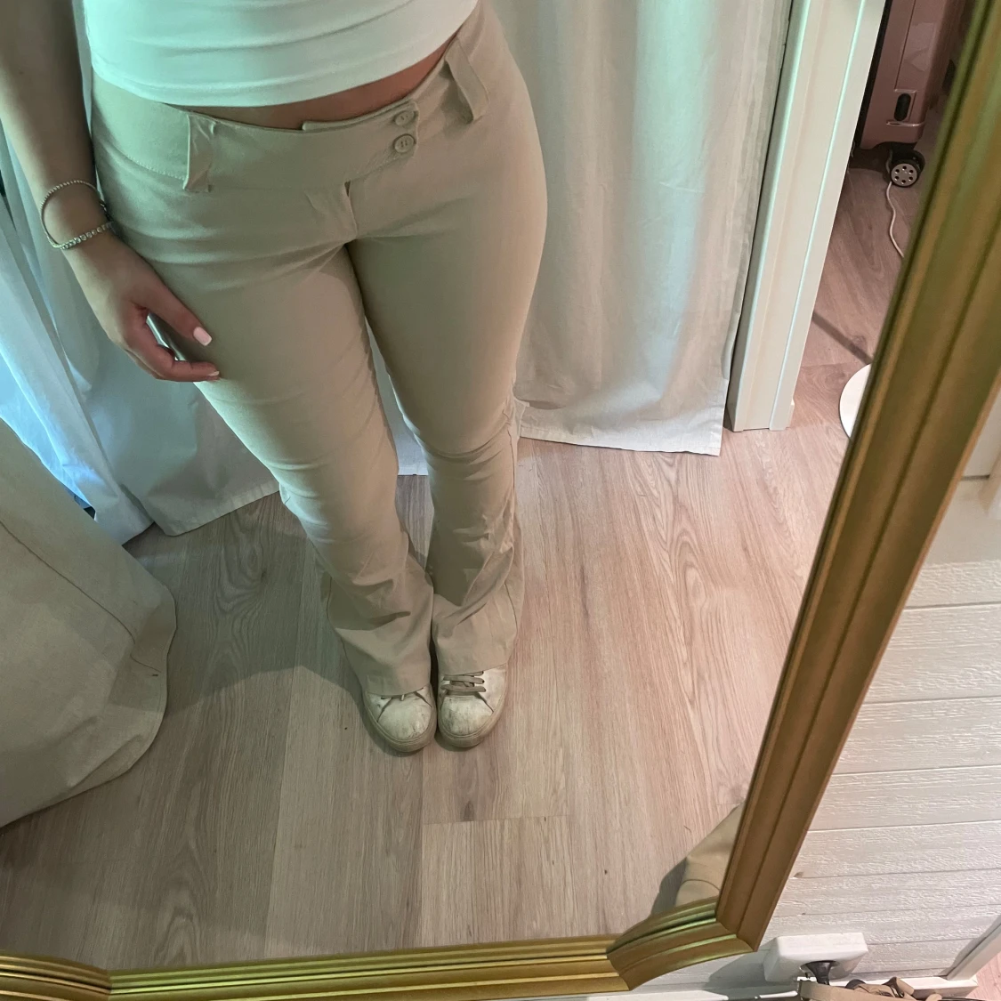 Lågmidjade kostymbyxor 