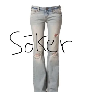 SÖKER!! - Free people jeans !! Skriv gärna t mej om ni har ❤️❤️