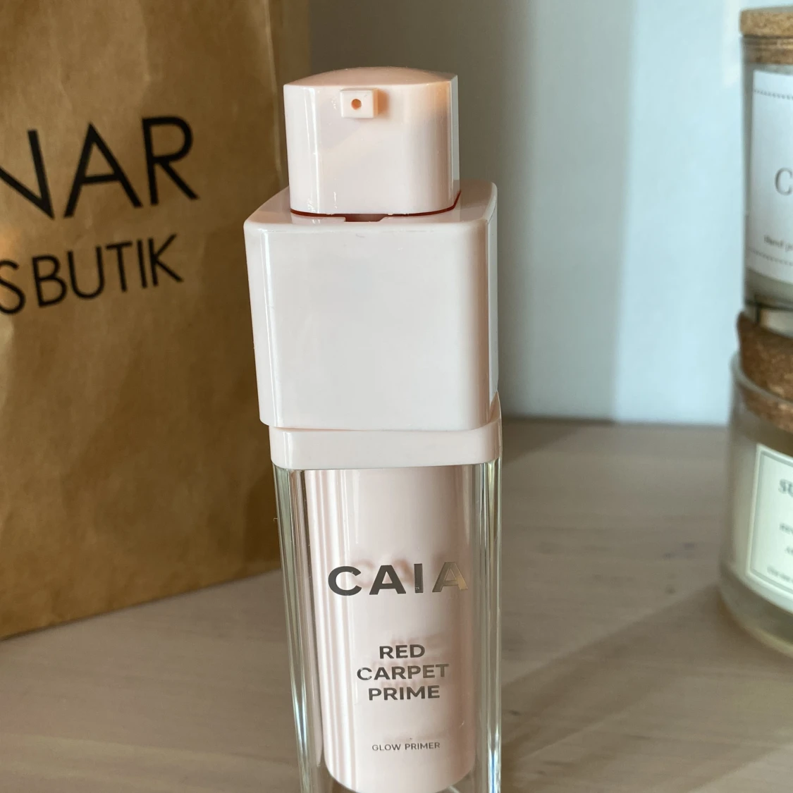 Red Carpet Prime Glow Primer från CAIA - 92