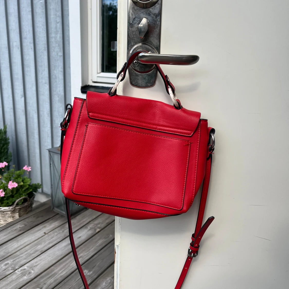 Röd väska - 91