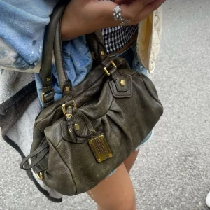 Söker Marc jacobs väska! - Söker denna modell av Marc Jacob väska just nu, kan betala bra. Färg spelar ingen roll💕💕