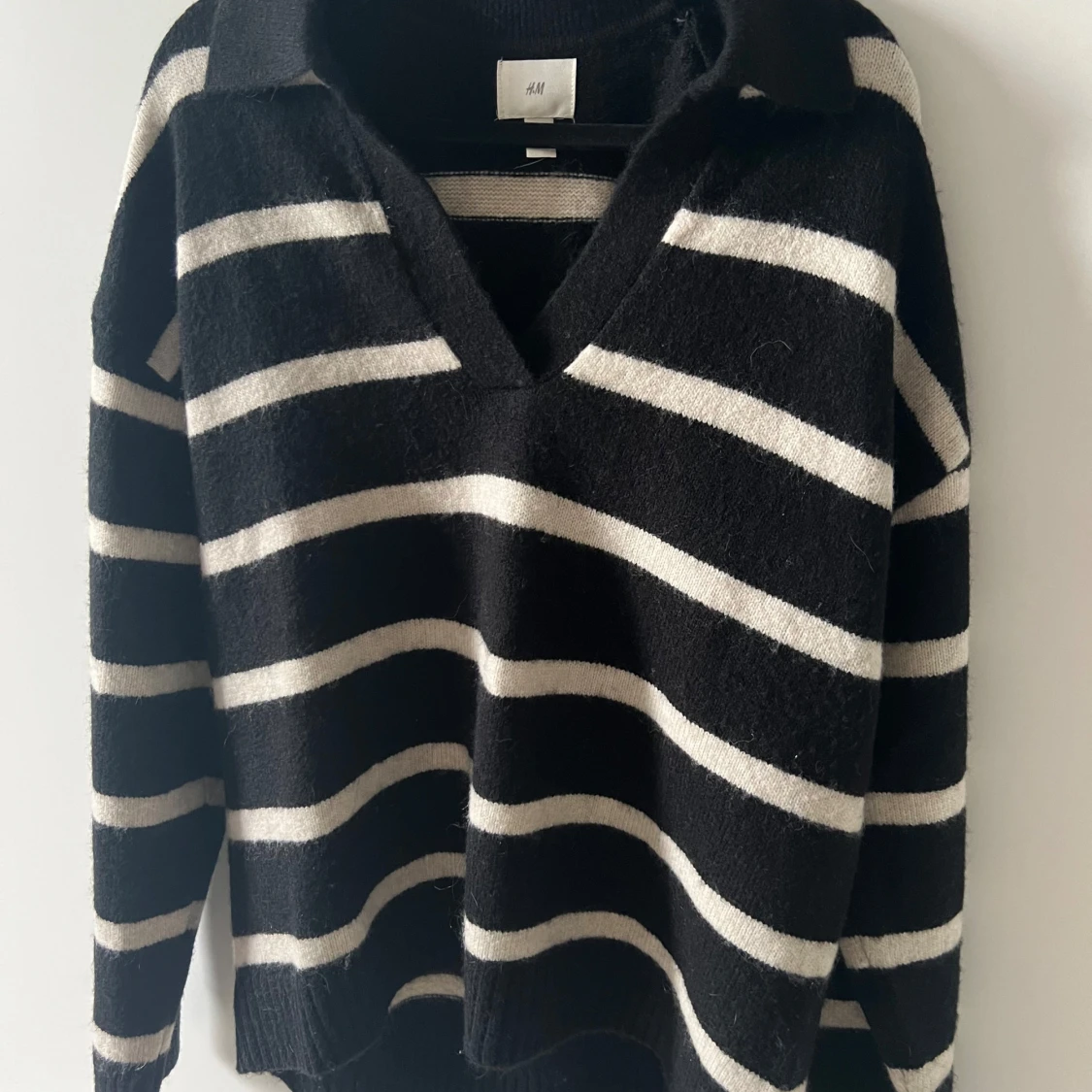 Randig stickad tröja - 3