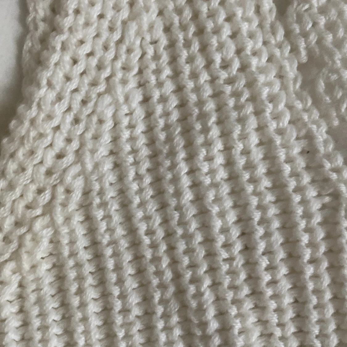 Crop top stickad - 92