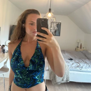 Topp - Liten topp från stradivarius 