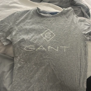 Gant tröja - Bra skick, pris går att diskutera🦋 skulle säga storlek S/XS