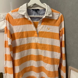 Gant tröja i storlek S - rugbytröja i storlek S, fint skick 