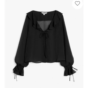 Blus  - Jätte fin blus från Kappahl. Använd några få gånger