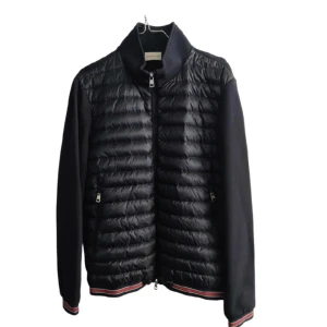 Moncler cardigan - Skriv vid intresse 