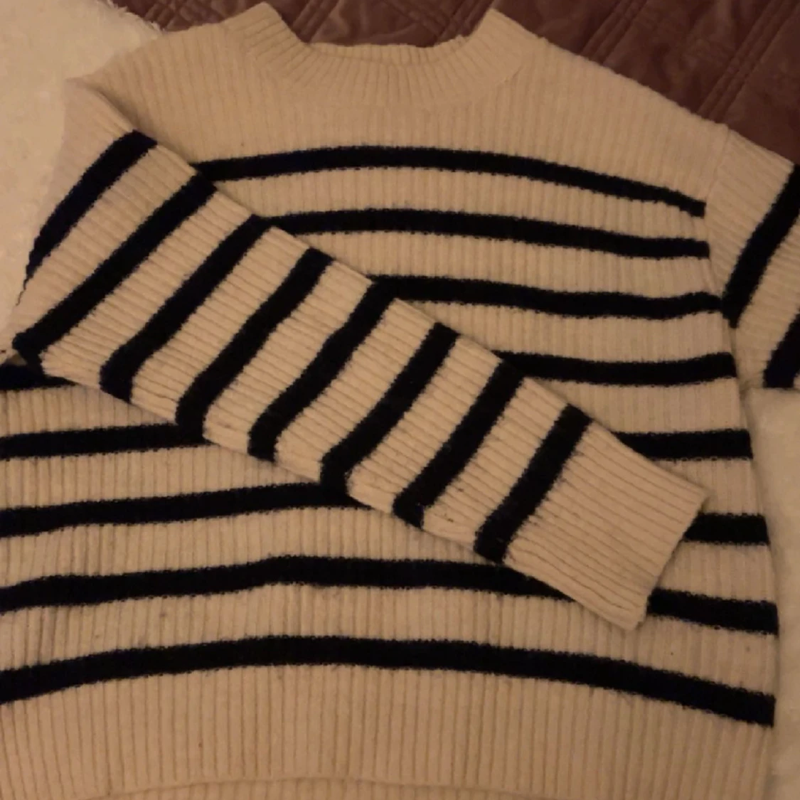 Randig stickad tröja - 90
