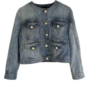 Pinko Denim Jacket - Bought one year ago from FARFETCH and took off the tags because I loved it but I never ended up wearing it.  Brand new without tags, size XS/S. 
