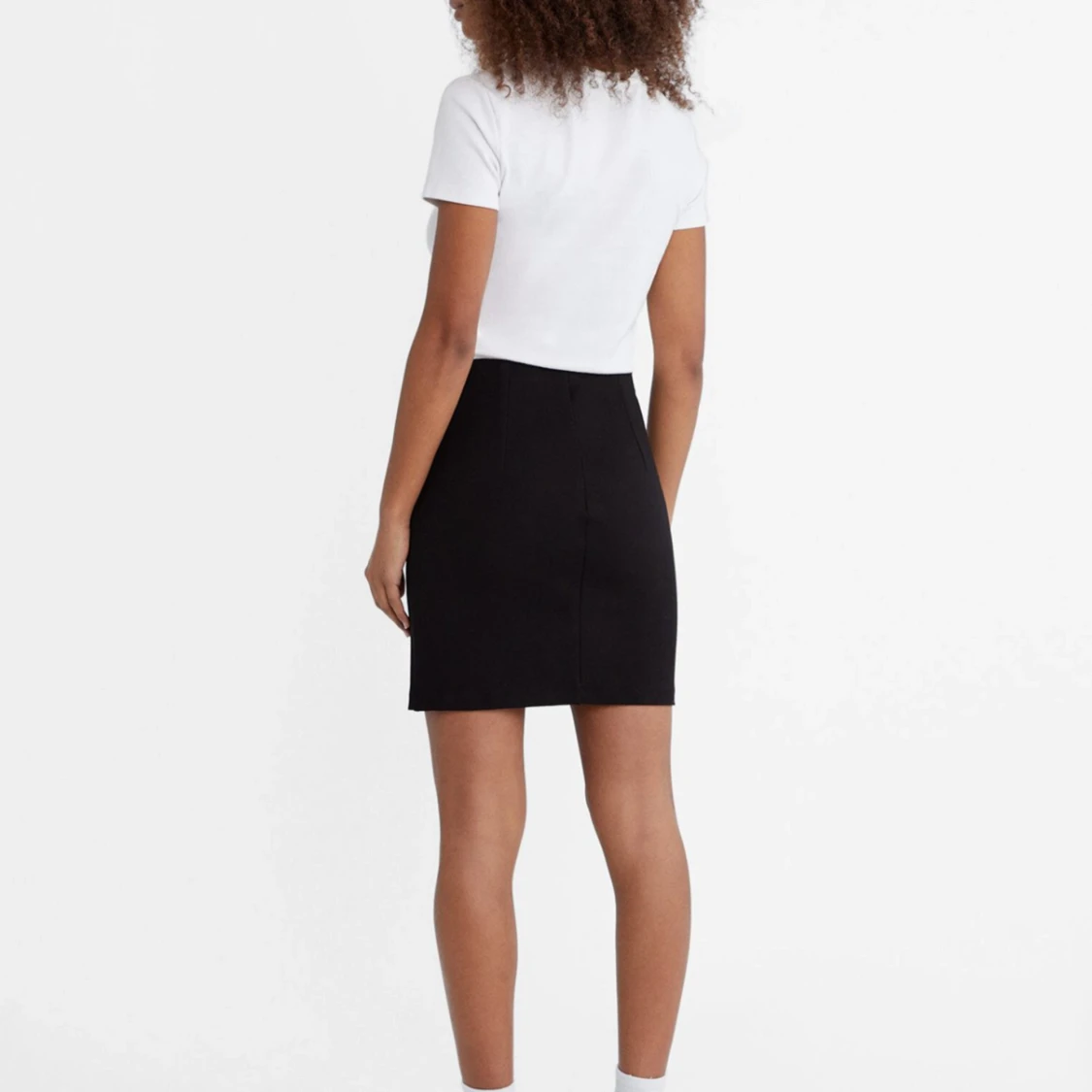 Svart kort kjol - 93