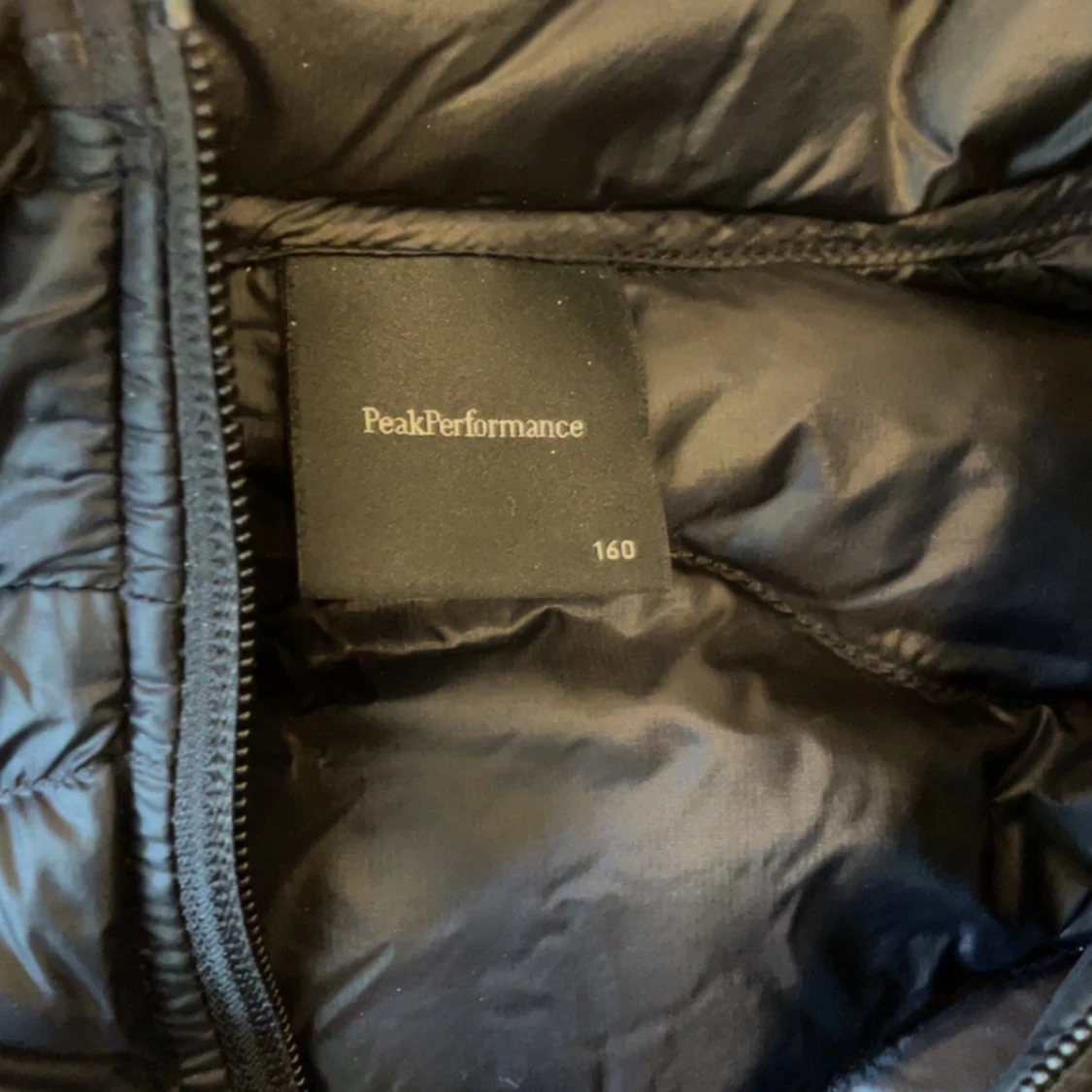 Peak performance väst  - 90