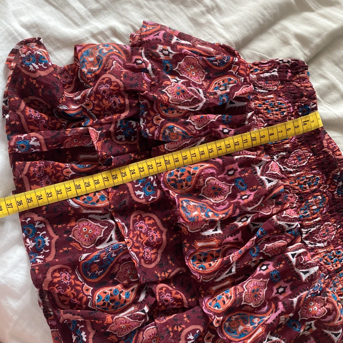 Gullig kjol från Lindex  - 91