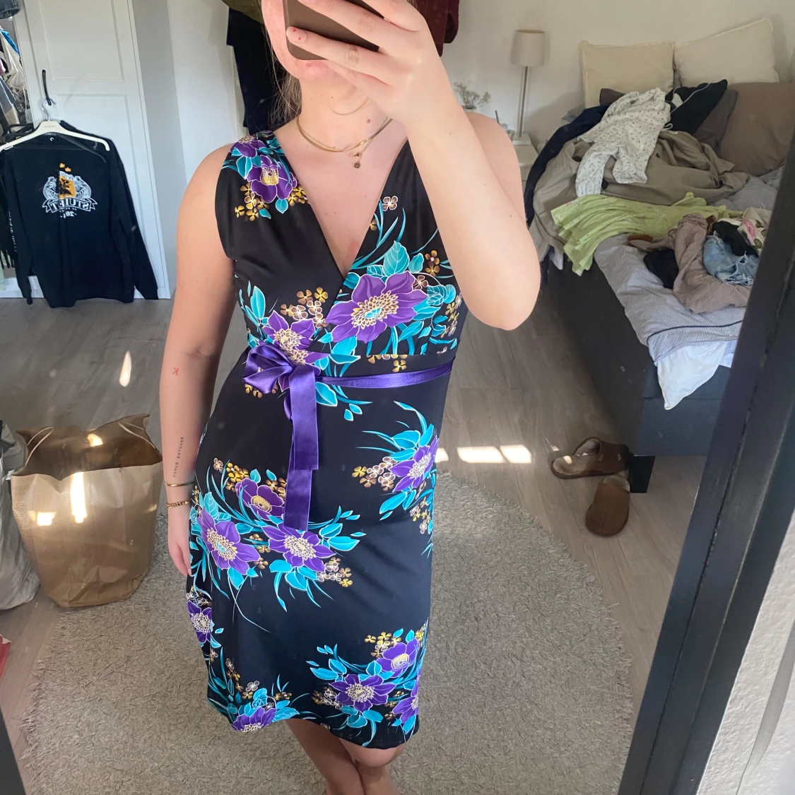 Blommig klänning  - 90