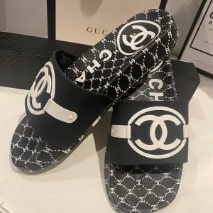Fina Chanel sandaler i stl 40. Som nya! 