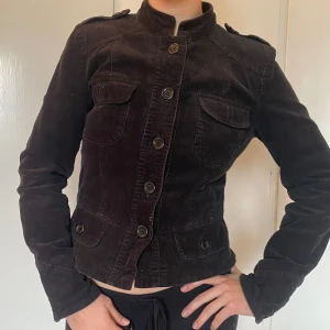 Svart Manchester jacka - Skit cool i fint skick