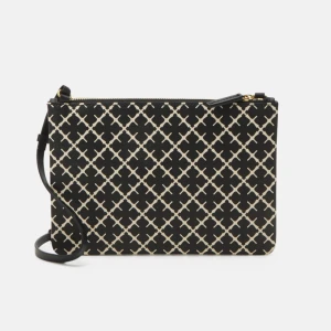 Malene Birger väska❤️ - Säljer min Malene Birger axelremsväska❤️ väskan är i mycket bra skick och har inga defekter. 