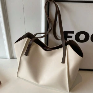 Väska - Superfin väska som aldrig har används! 