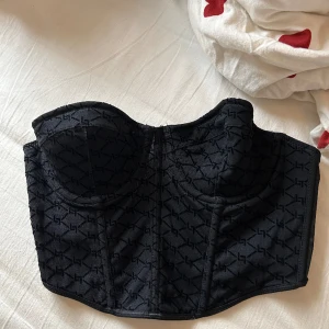 Korsettop - Fin oanvänd top