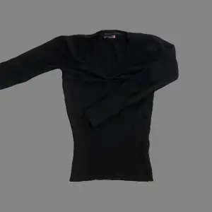 jättesnygg långärmad svart tröja 🎀 sytt in själv🎀