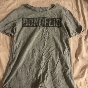 T-shirt från Bondelid, bra skick men använd!