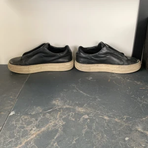 Axel arigato - 4 av 10 dem funkar helt normalt bara att dem är slitna