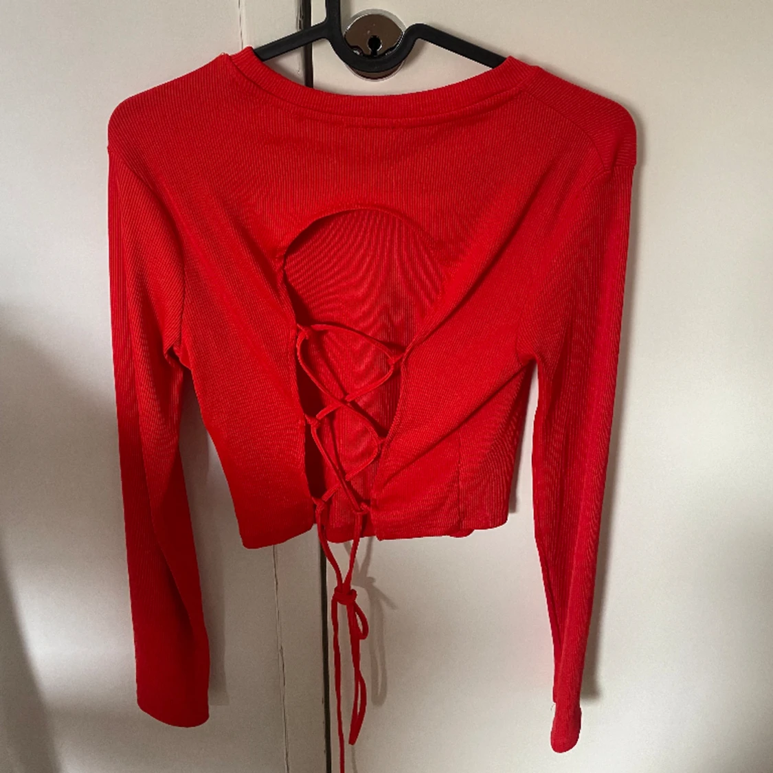 Topp med öppen rygg - 90