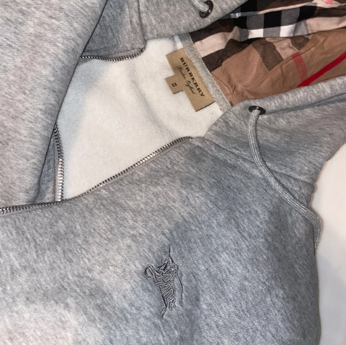 BURBERRY ZIP HOODIE  - 90