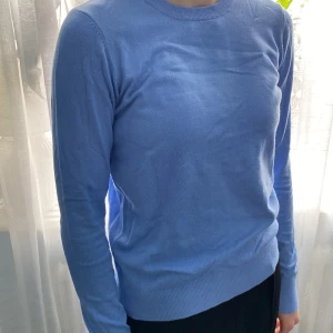 Tunn långärmad tröja  - Bra skick