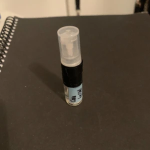 Caia test  - Caia parfym, doft Le ciel 3 ml minus ett sprut. 