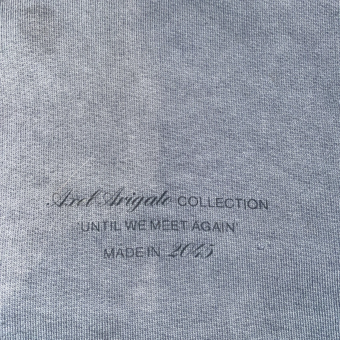 Grå hoodie från Axel Arigato limited edition - 2