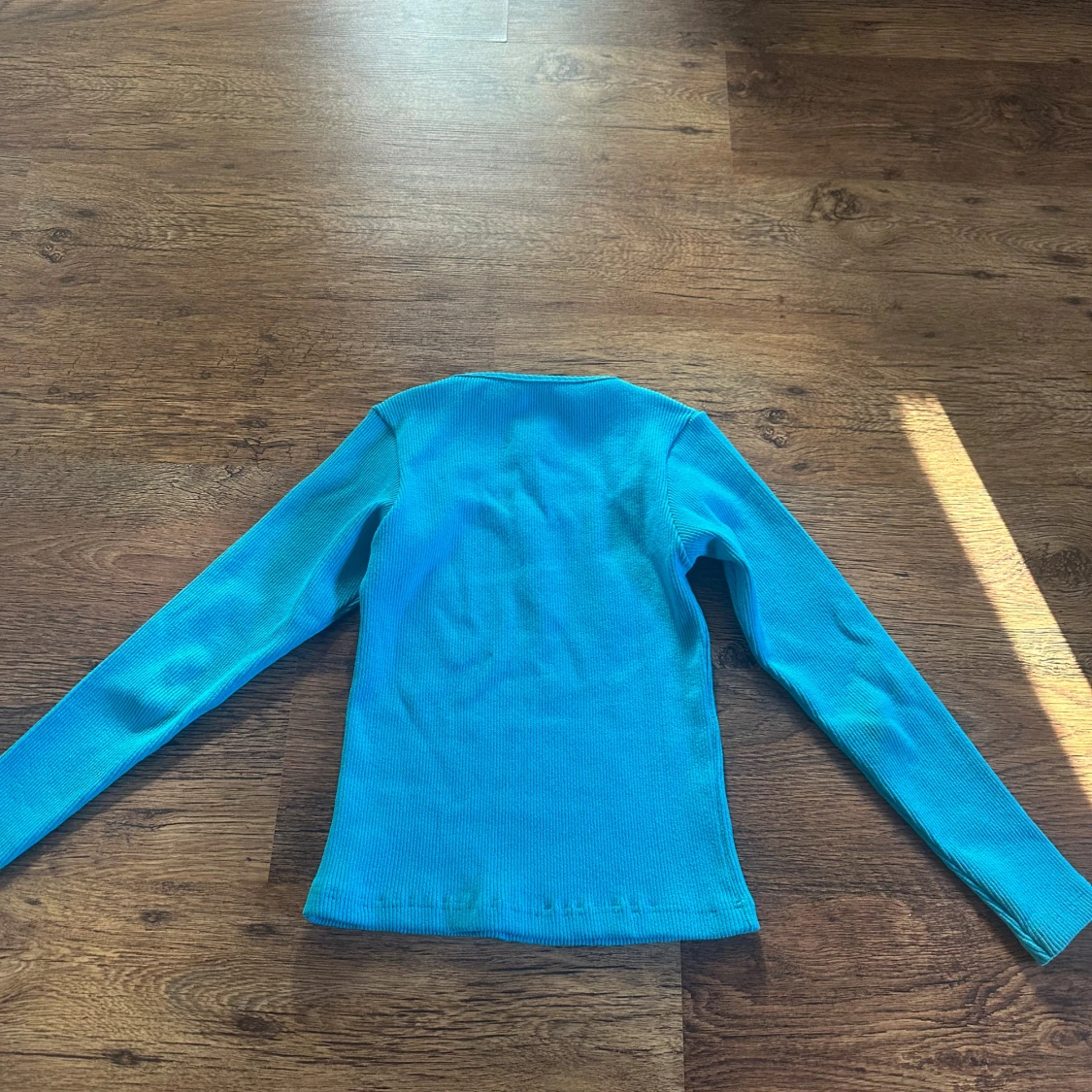 Blå/turkos ish långärmad topp! 💞 - 1