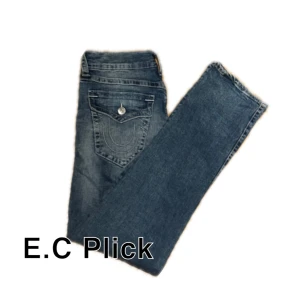 True religion jeans  - Feta trueys🔥🔥 strlk 31 baggy passform💯💯 10/10 skick💯kom privat för frågor